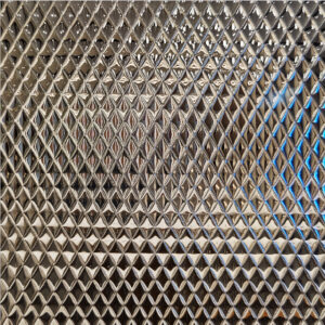 kiln fused dimond pattern glass sheet